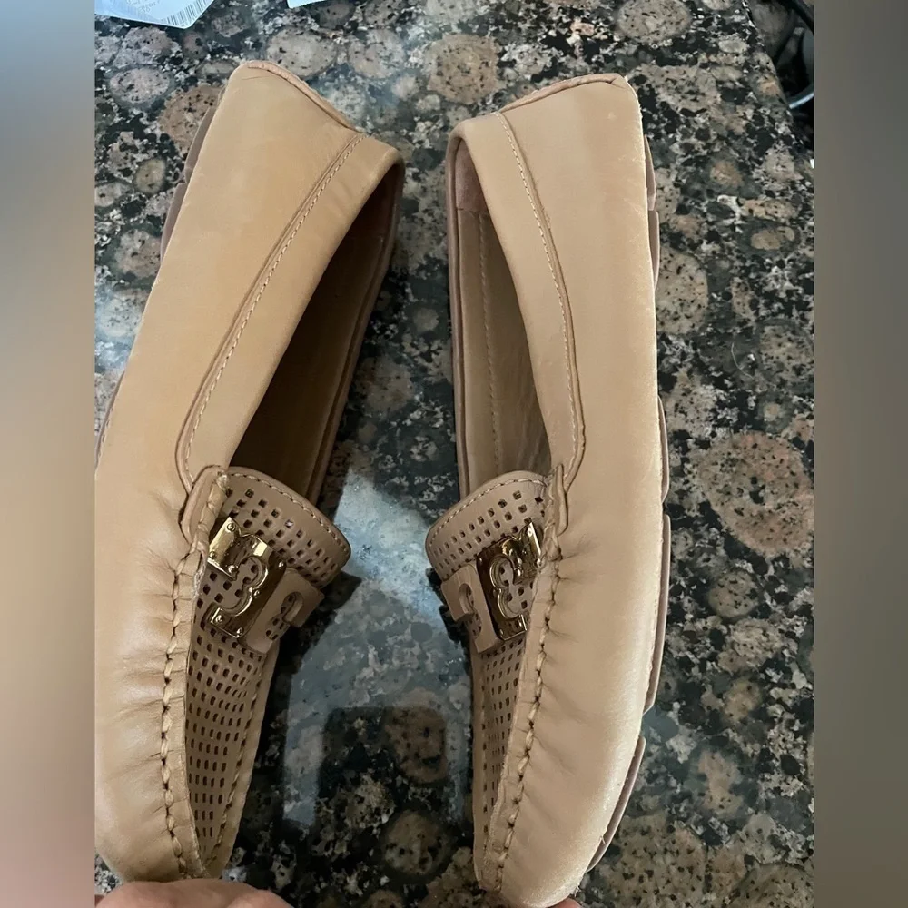 Tory Burch tan flats